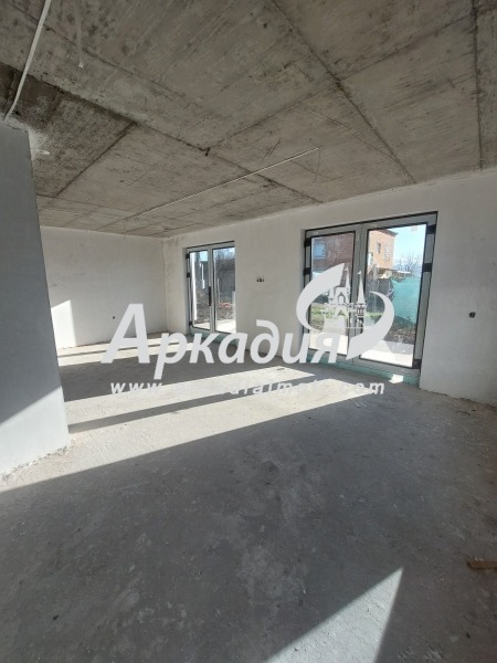 Продава КЪЩА, с. Строево, област Пловдив, снимка 2 - Къщи - 52621460