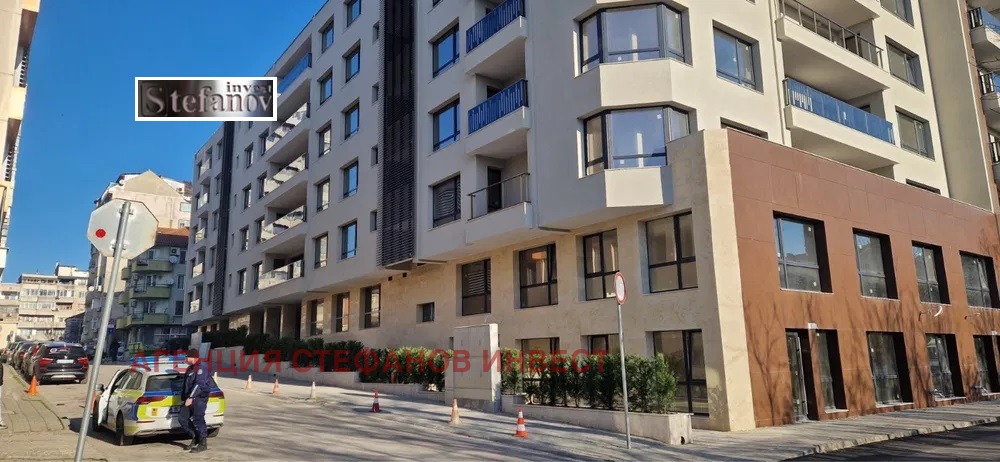 Продава 2-СТАЕН, гр. Варна, Централна поща, снимка 2 - Апартаменти - 53161048