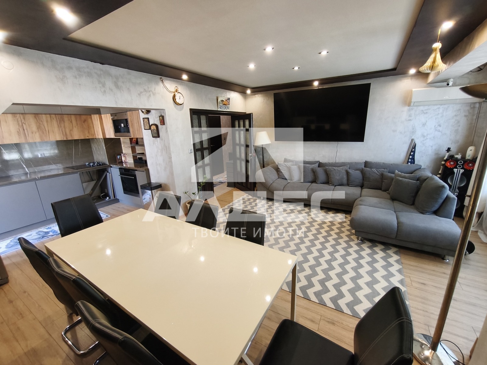 Продава 3-СТАЕН, гр. София, Витоша, снимка 2 - Апартаменти - 54137475