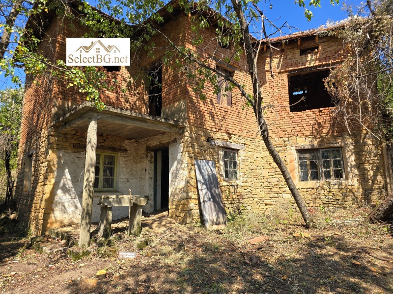Продава КЪЩА в област Габрово, с. Славейково - 170 кв.м / 38 500 € » 75 299.46 лв., СЕЛЕКТ БГ