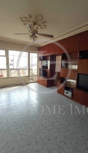 Продава 3-стаен град Пловдив Кючук Париж - [1] 
