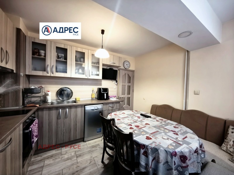 Продава 2-СТАЕН, гр. Русе, Възраждане, снимка 2 - Апартаменти - 52974696