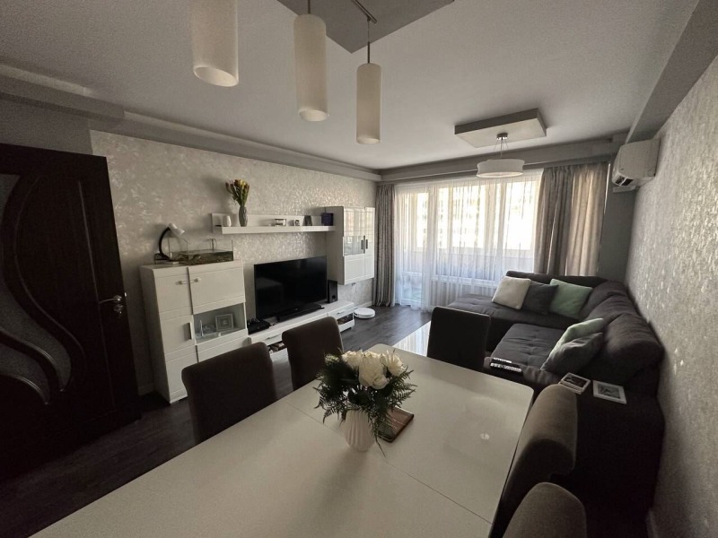 De vânzare  2 dormitoare Sofia , Hadji Dimitâr , 84 mp | 66189773