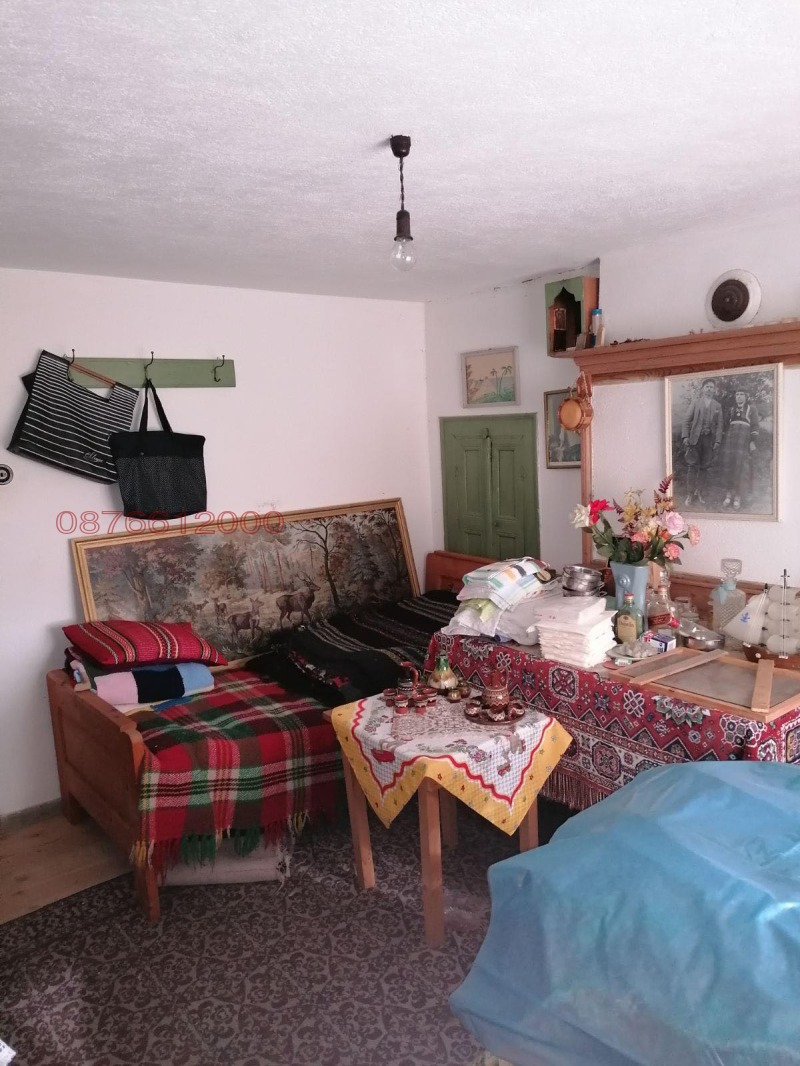 Продава КЪЩА, с. Момчиловци, област Смолян, снимка 6 - Къщи - 52779580