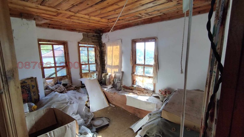 Продава КЪЩА, с. Момчиловци, област Смолян, снимка 11 - Къщи - 52779580