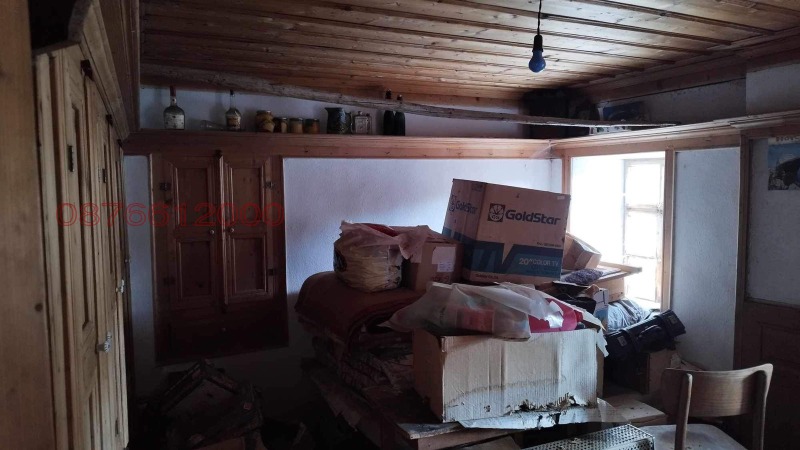 Продава КЪЩА, с. Момчиловци, област Смолян, снимка 10 - Къщи - 52779580