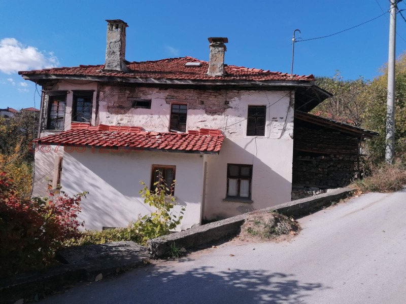 Продава КЪЩА, с. Момчиловци, област Смолян, снимка 2 - Къщи - 52779580