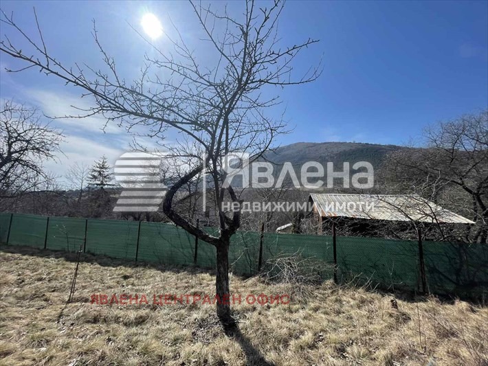 Продава КЪЩА, с. Лялинци, област Перник, снимка 3 - Къщи - 54153153