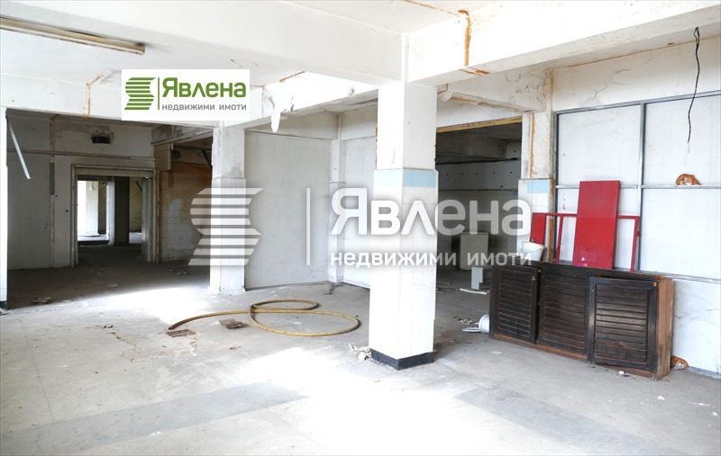 Продава МАГАЗИН, гр. Кърджали, Център, снимка 4 - Магазини - 49092949