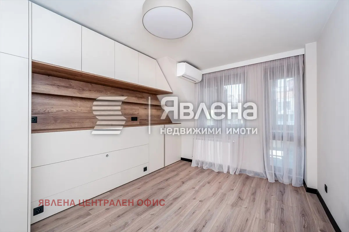 Продава 4-СТАЕН, гр. София, Център, снимка 12 - Апартаменти - 53810322