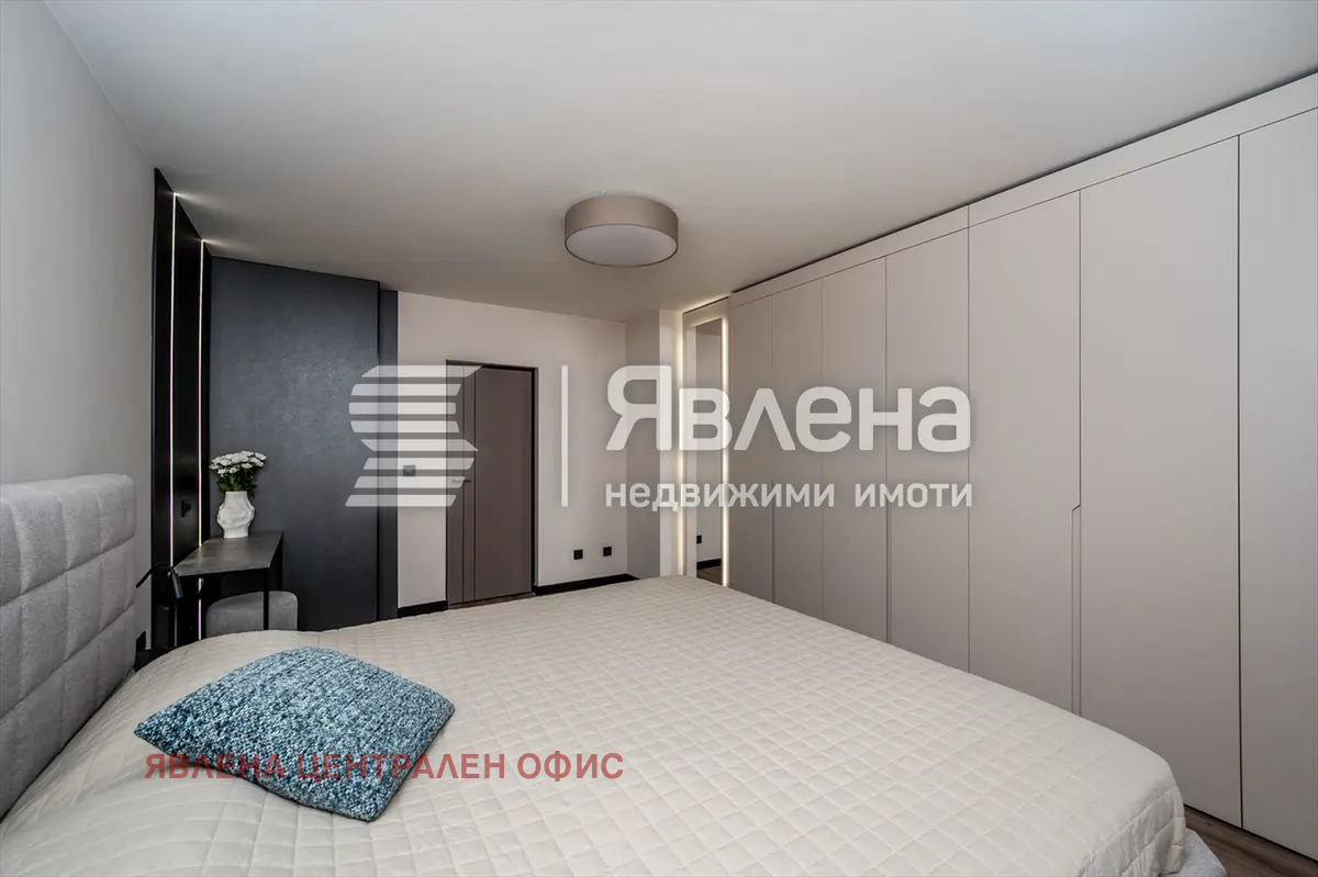 Продава 4-СТАЕН, гр. София, Център, снимка 6 - Апартаменти - 53810322