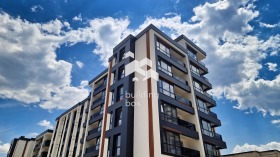 1 quarto Trakiia, Plovdiv