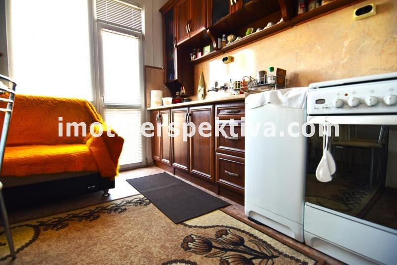 Продава 3-СТАЕН, гр. Пловдив, Кючук Париж, снимка 2 - Апартаменти - 53537936