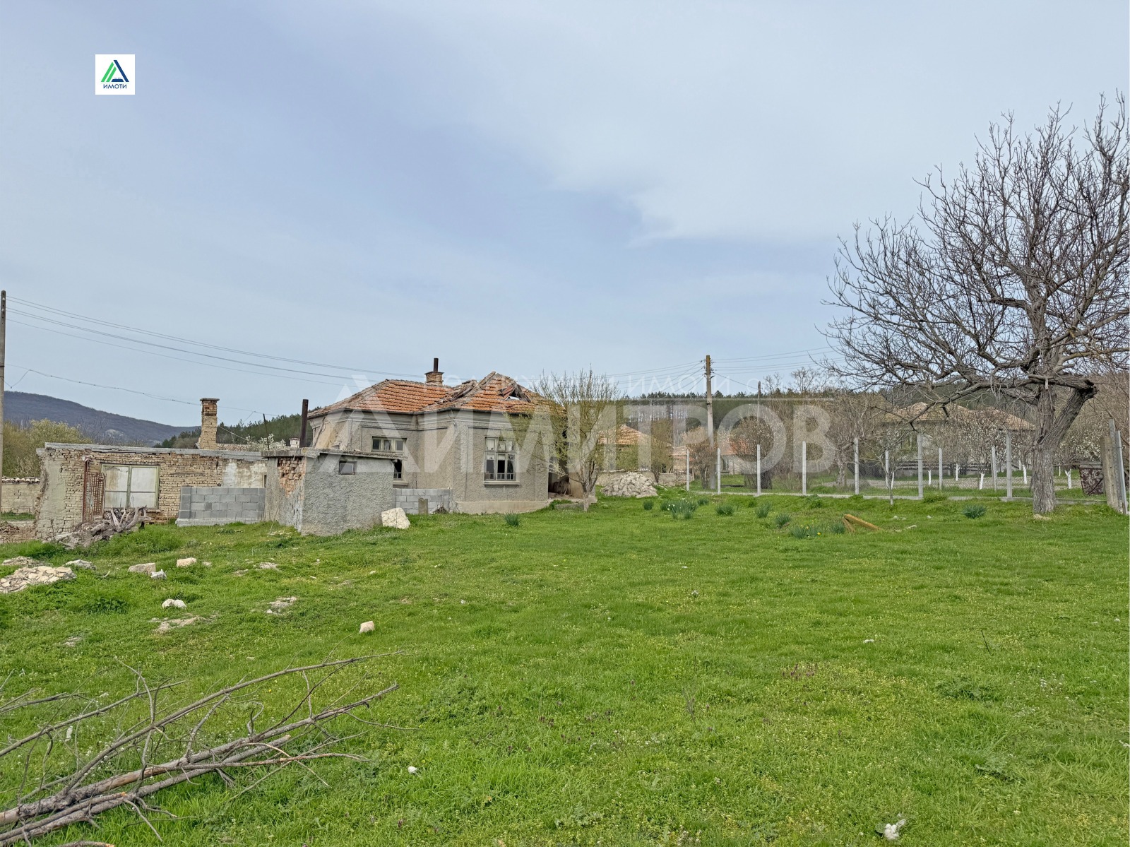 Продава КЪЩА, с. Зайчино ореше, област Шумен, снимка 2 - Къщи - 54371980