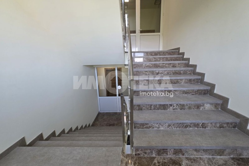 Na prodej  1 ložnice Sofia , Mladost 4 , 68 m2 | 73947072 - obraz [9]