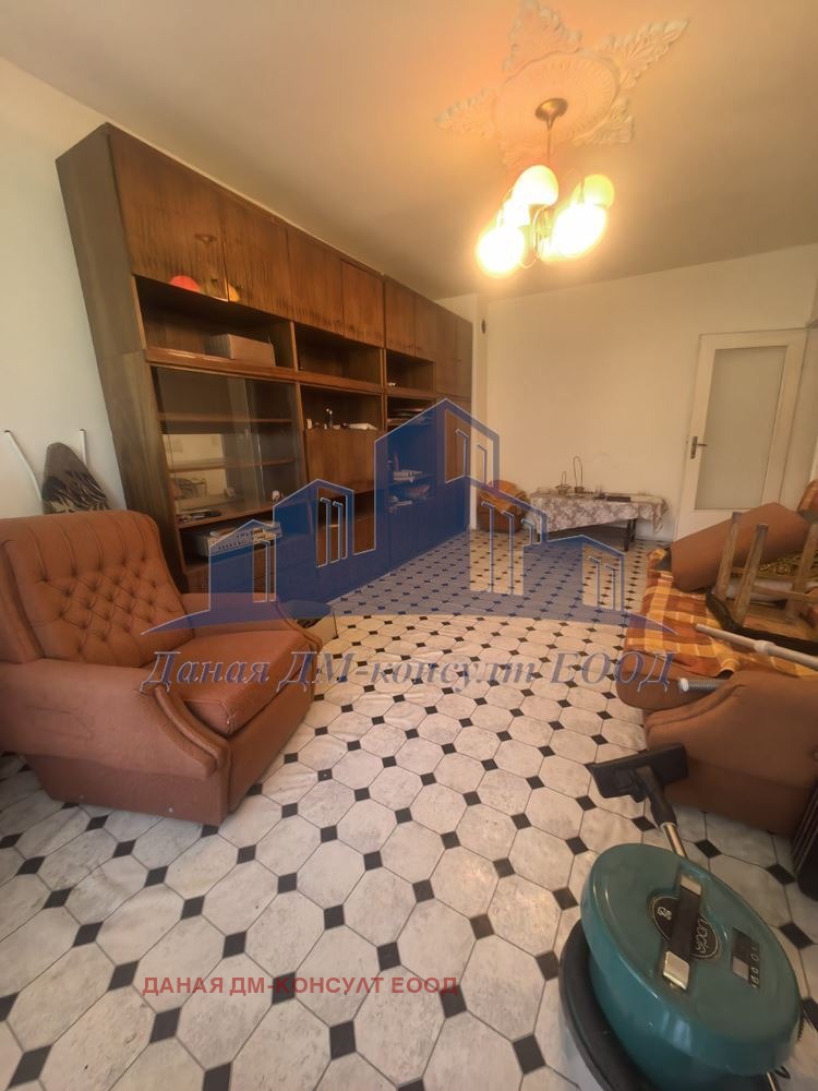 Продава 2-СТАЕН, гр. Шумен, Боян Българанов 1, снимка 4 - Апартаменти - 55522305