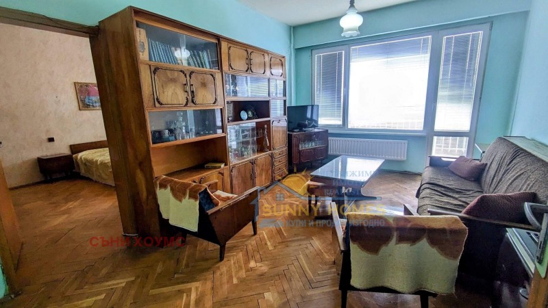 Продава 3-СТАЕН, гр. Велико Търново, Център, снимка 2 - Апартаменти - 52878383