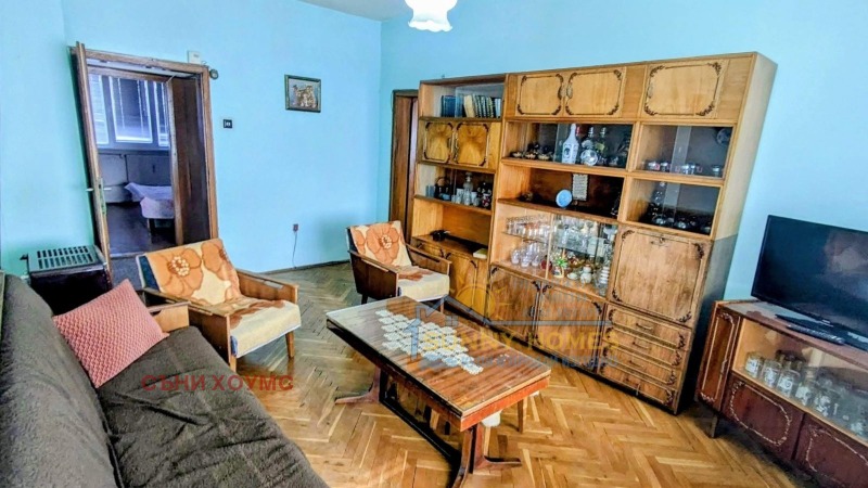 Продава 3-СТАЕН, гр. Велико Търново, Център