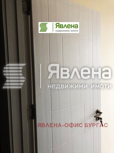 Продава 4-СТАЕН, гр. Бургас, област Бургас, снимка 4 - Aпартаменти - 47316912