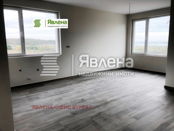 Продава 4-СТАЕН, гр. Бургас, област Бургас, снимка 3 - Aпартаменти - 47316912