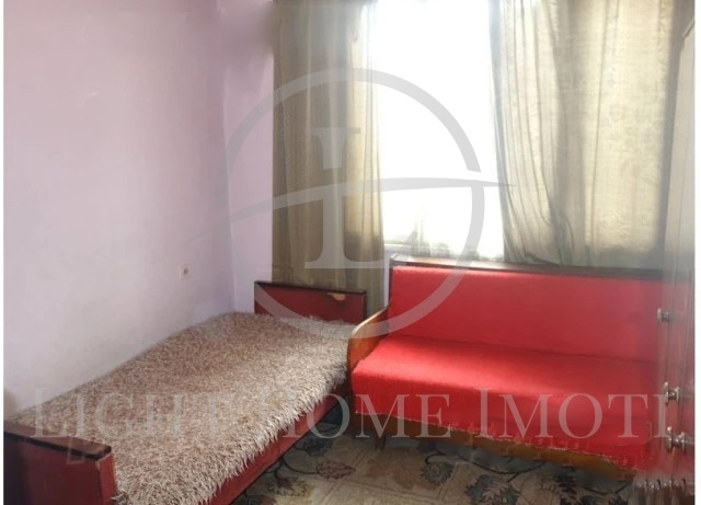 Продава ЕТАЖ ОТ КЪЩА, гр. Пловдив, Коматево, снимка 3 - Етаж от къща - 56516416