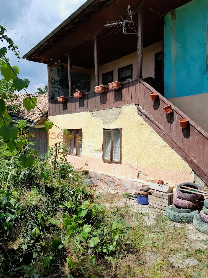 Продава КЪЩА, с. Кочово, област Шумен, снимка 3 - Къщи - 52783162