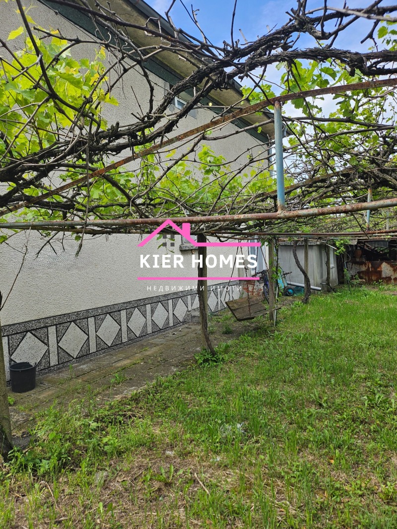 Продава КЪЩА, гр. Гълъбово, област Стара Загора, снимка 2 - Къщи - 52563824