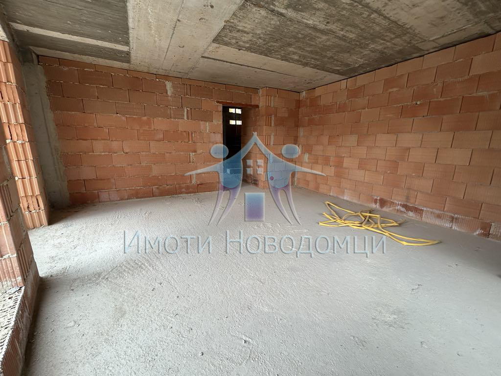 Продава 2-СТАЕН, гр. Шумен, Център, снимка 2 - Апартаменти - 49543252