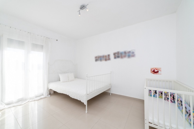 Продава МНОГОСТАЕН, гр. Бургас, Център, снимка 14 - Апартаменти - 54367729