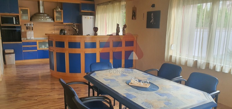 Te koop  Maisonnette Sofia , Vitosja , 220 m² | 94429582 - afbeelding [3]