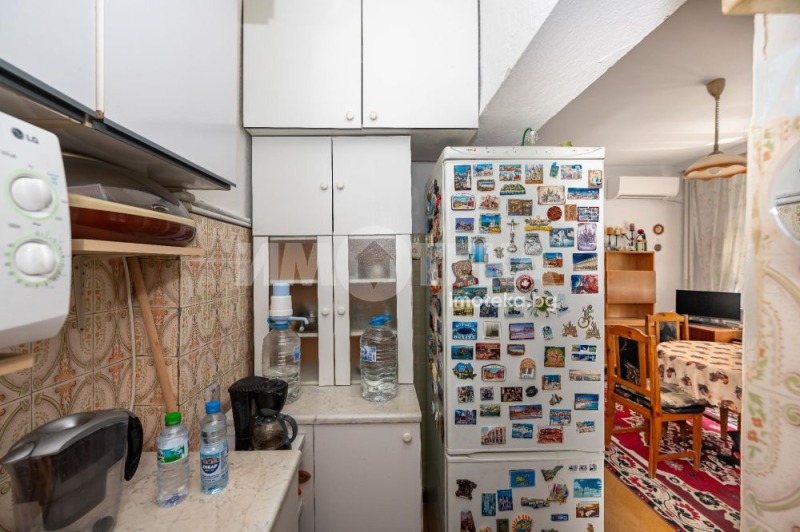 Продава ЕТАЖ ОТ КЪЩА, гр. Пловдив, Кършияка, снимка 4 - Етаж от къща - 51432621