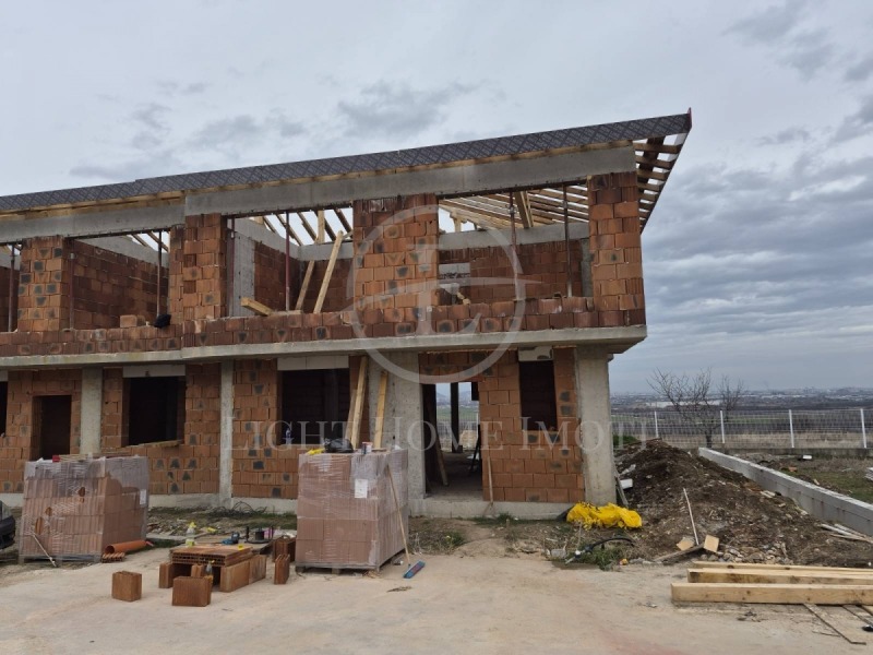 Продава КЪЩА, с. Белащица, област Пловдив, снимка 2 - Къщи - 51819781