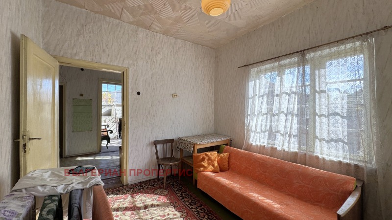 Продава КЪЩА, гр. Чирпан, област Стара Загора, снимка 15 - Къщи - 52319804