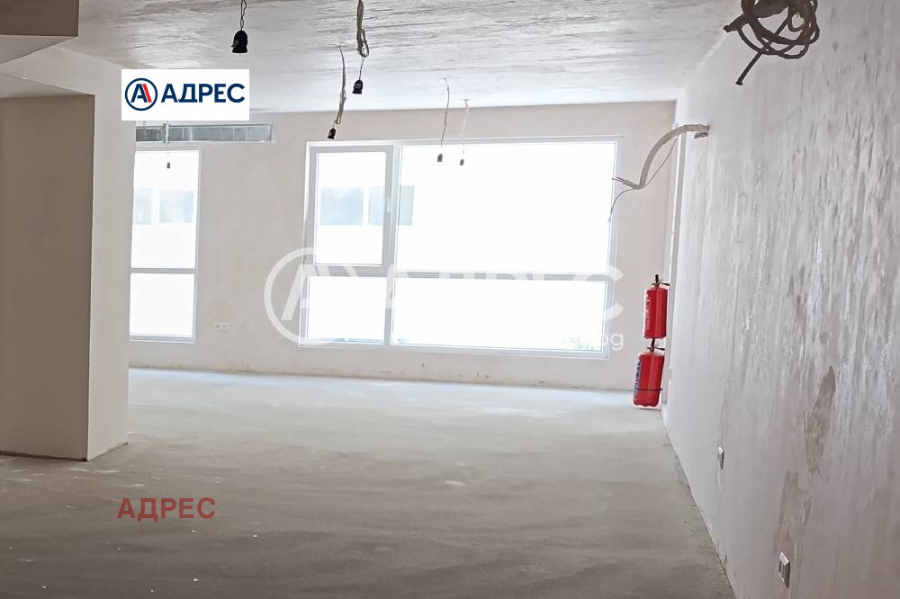 Продава ОФИС, гр. Варна, Централна поща, снимка 3 - Офиси - 54136028