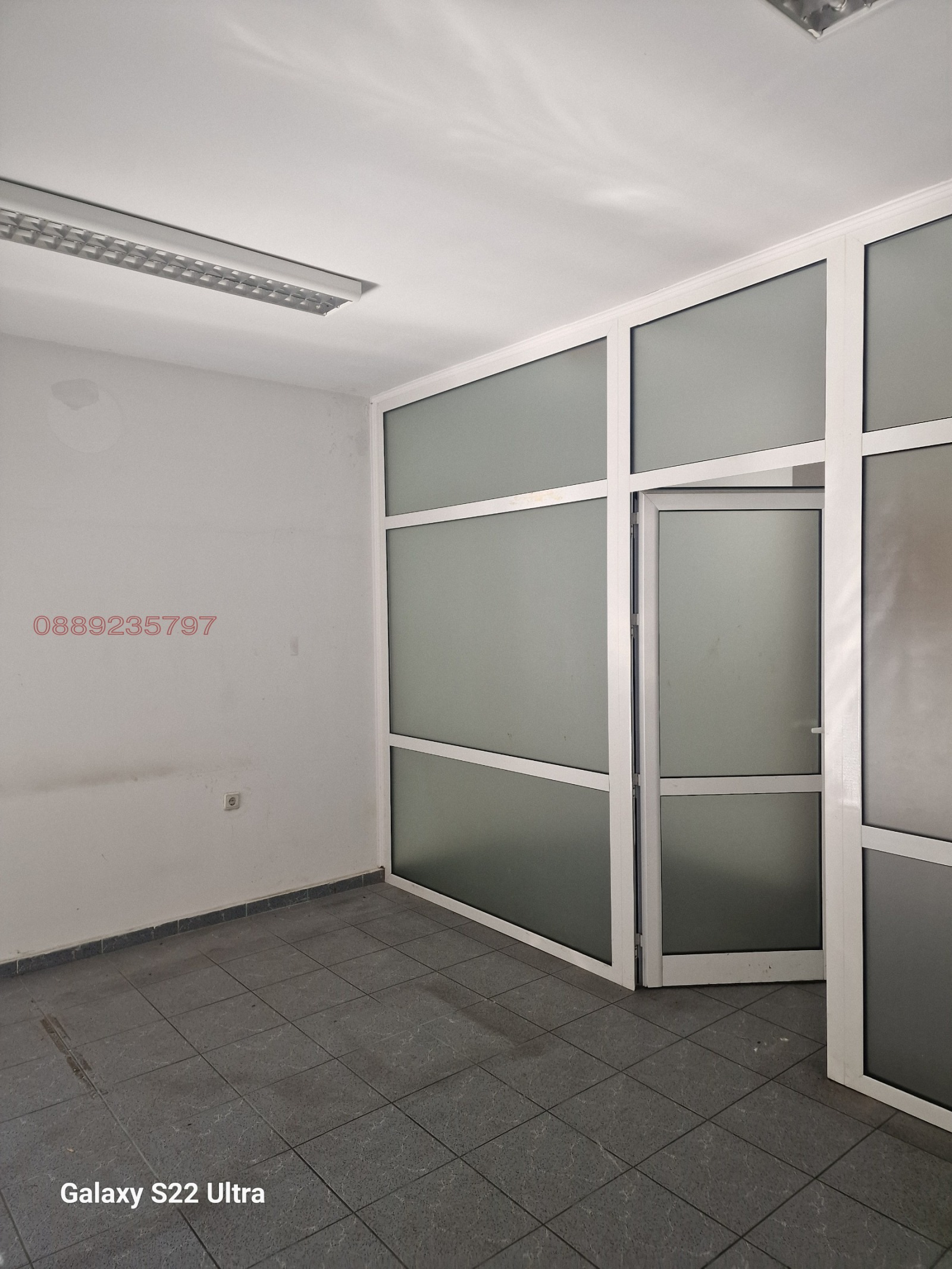 Продава МАГАЗИН, гр. София, Гео Милев, снимка 10 - Магазини - 53963543