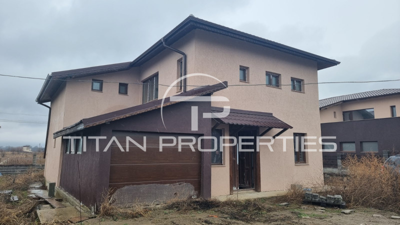 Till salu  Hus region Plovdiv , Stamboliiski , 240 kvm | 40005893