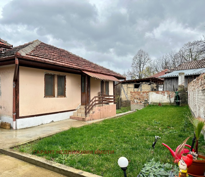 Продава КЪЩА, гр. Плачковци, област Габрово