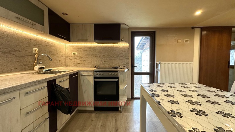 Продава КЪЩА, гр. Плачковци, област Габрово, снимка 2 - Къщи - 52604727