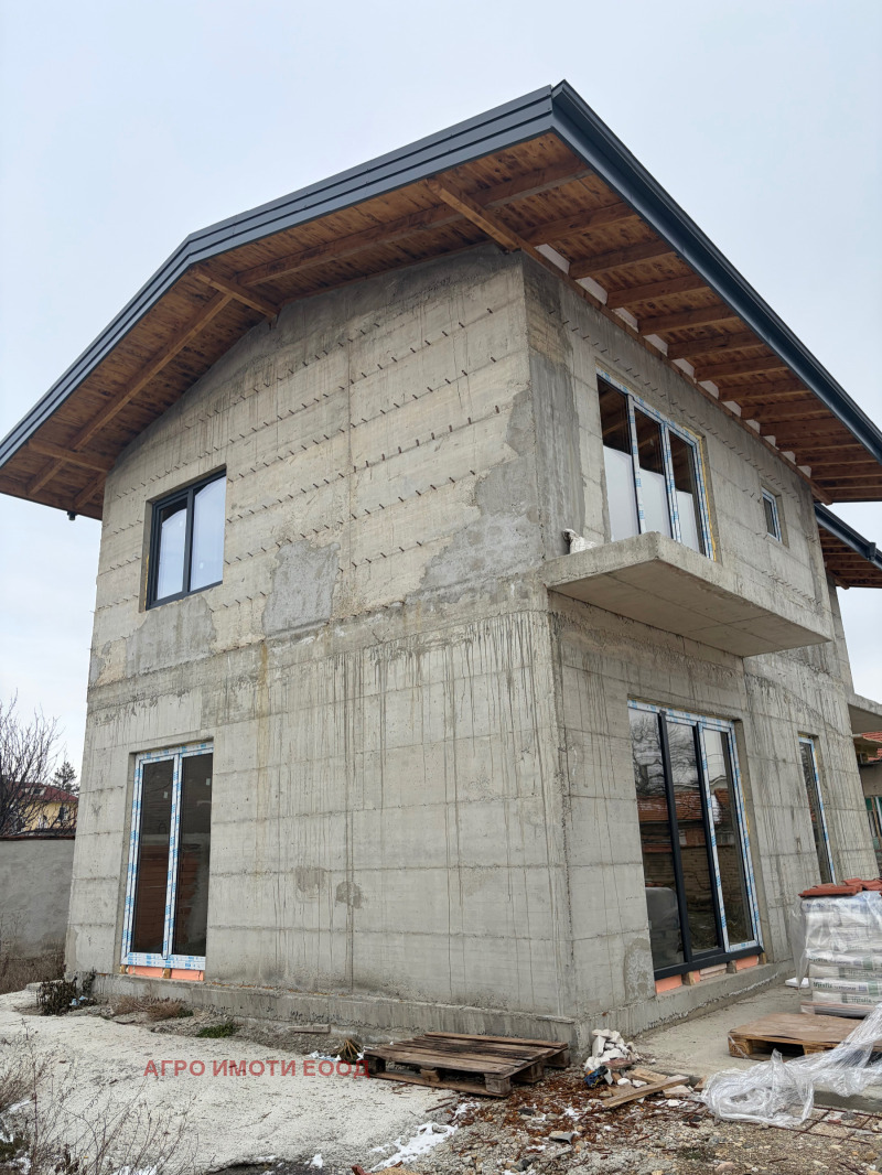 Продава КЪЩА, гр. София, с. Негован, снимка 2 - Къщи - 53363361