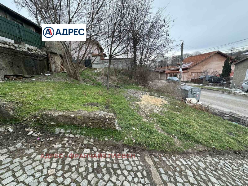 Продава КЪЩА, гр. Плевен, Широк център, снимка 2 - Къщи - 53590604