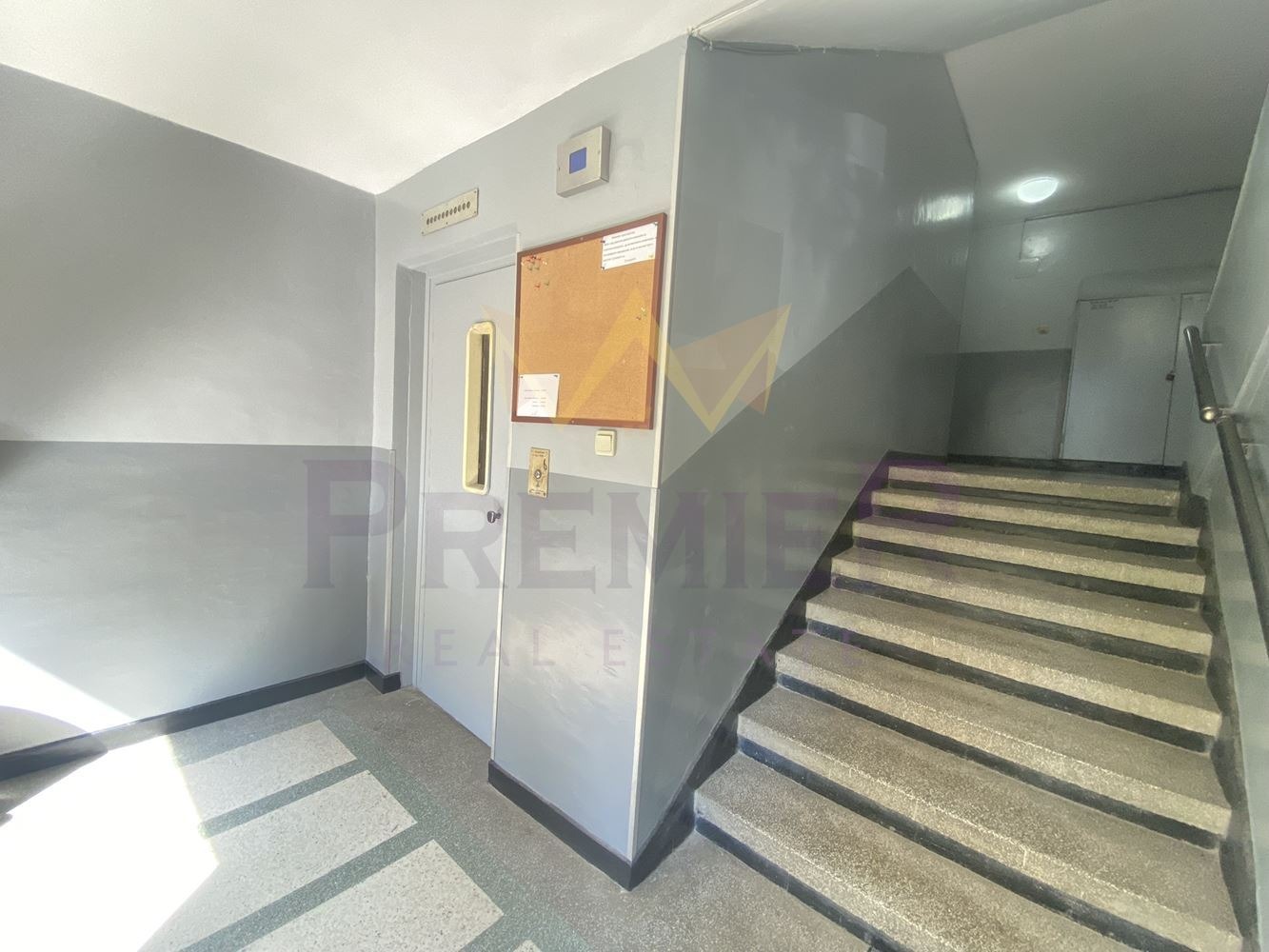Продава МНОГОСТАЕН, гр. София, Красно село, снимка 15 - Апартаменти - 56253553