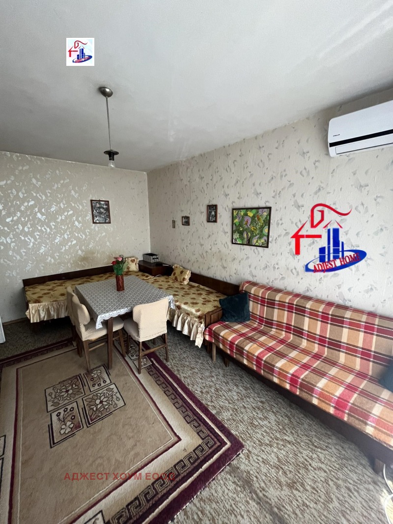 Продава  2-стаен град Шумен , Тракия , 60 кв.м | 56576740