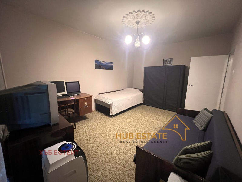 De vânzare  1 dormitor Dobrici , Balic , 68 mp | 78332469