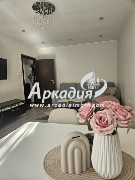 Продава 3-СТАЕН, гр. Пловдив, Тракия, снимка 1 - Aпартаменти - 47634482