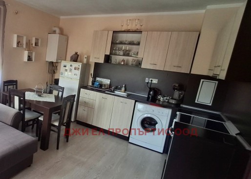 Na sprzedaż  2 sypialnie Sofia , Bankja , 97 mkw | 30447551 - obraz [2]