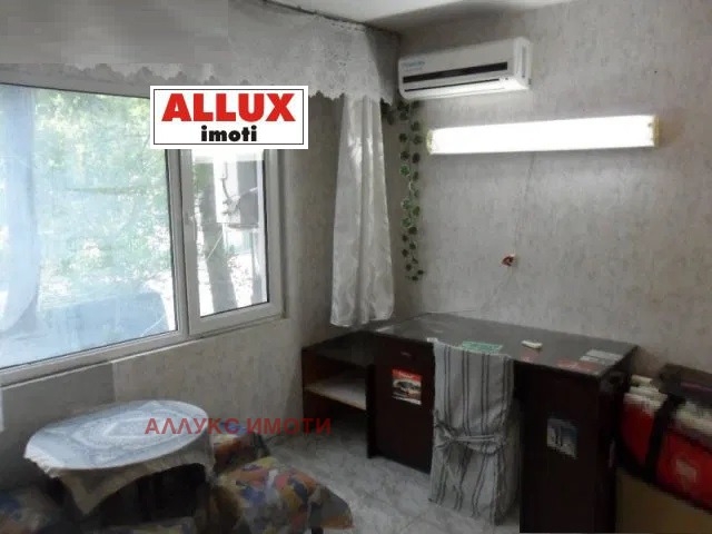 Продава 3-СТАЕН, гр. Русе, Здравец Изток, снимка 2 - Апартаменти - 53024782