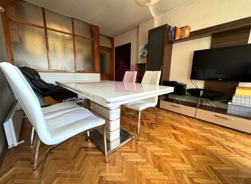 Продава 2-СТАЕН, гр. Русе, Център, снимка 5 - Апартаменти - 53084091