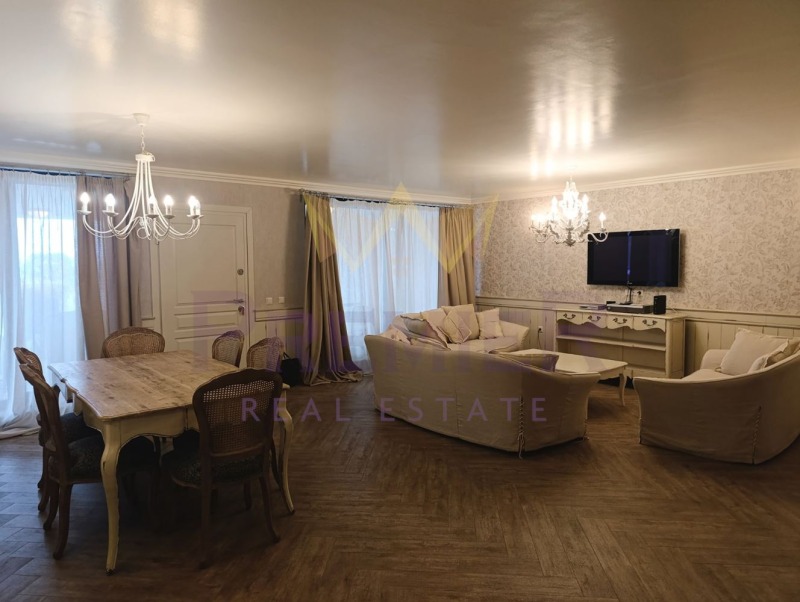 Продава  3-стаен град Варна , к.к. Св.Св. Константин и Елена , 180 кв.м | 12318438 - изображение [2]
