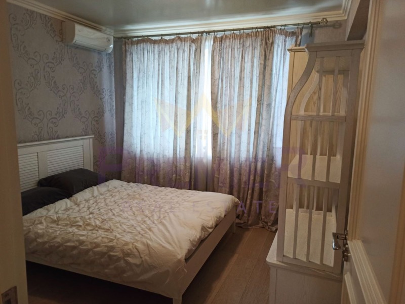 Продава  3-стаен град Варна , к.к. Св.Св. Константин и Елена , 180 кв.м | 12318438 - изображение [15]