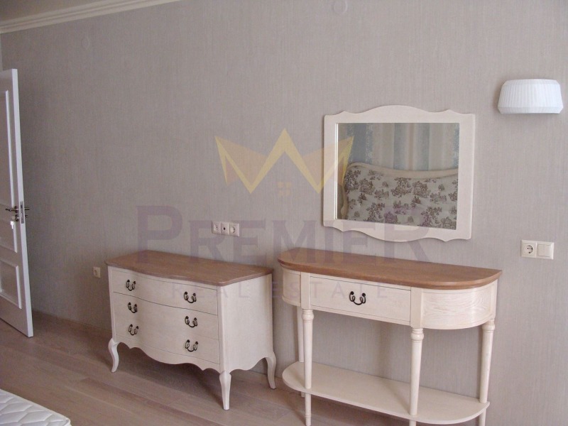 Продава  3-стаен град Варна , к.к. Св.Св. Константин и Елена , 180 кв.м | 12318438 - изображение [12]